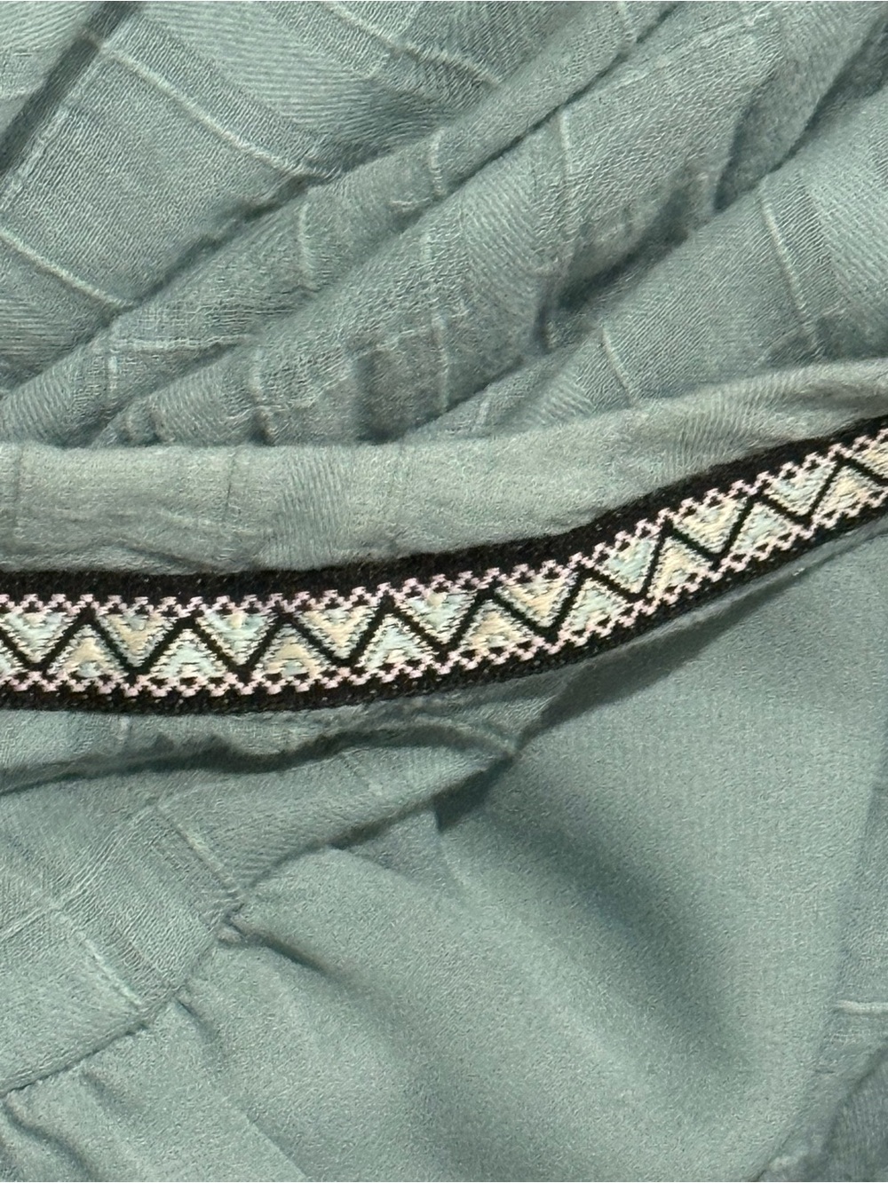 Knox Rose Seafoam Embroidered V-Neck Midi Dress - Picture 8 of 12